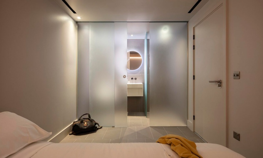 Image 9: Central London: Cocoon Room stay with activities