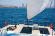 Barcelona desde el mar: paseo de 1 hora en catamarán a vela con hasta un 25% de descuento - Image 4
