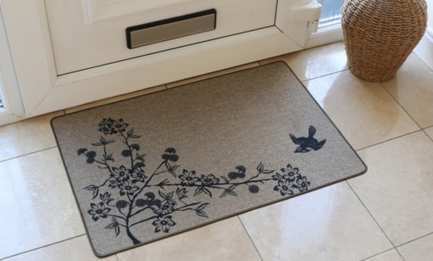 Image 7: Printed Mat or Runner