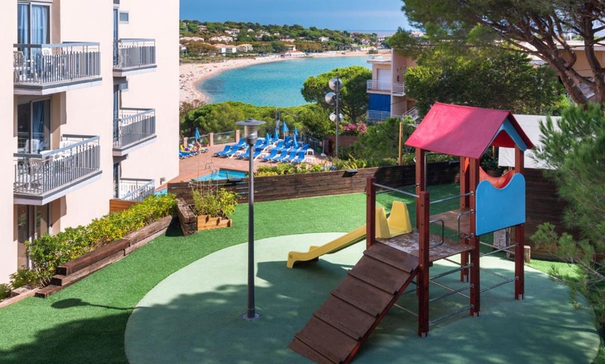Image 13: Costa Brava : chambre double en demi-pension