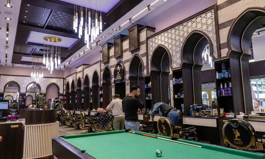 Waschen, Schneiden & Föhnen für Damen, optional mit Färben / Strähnen