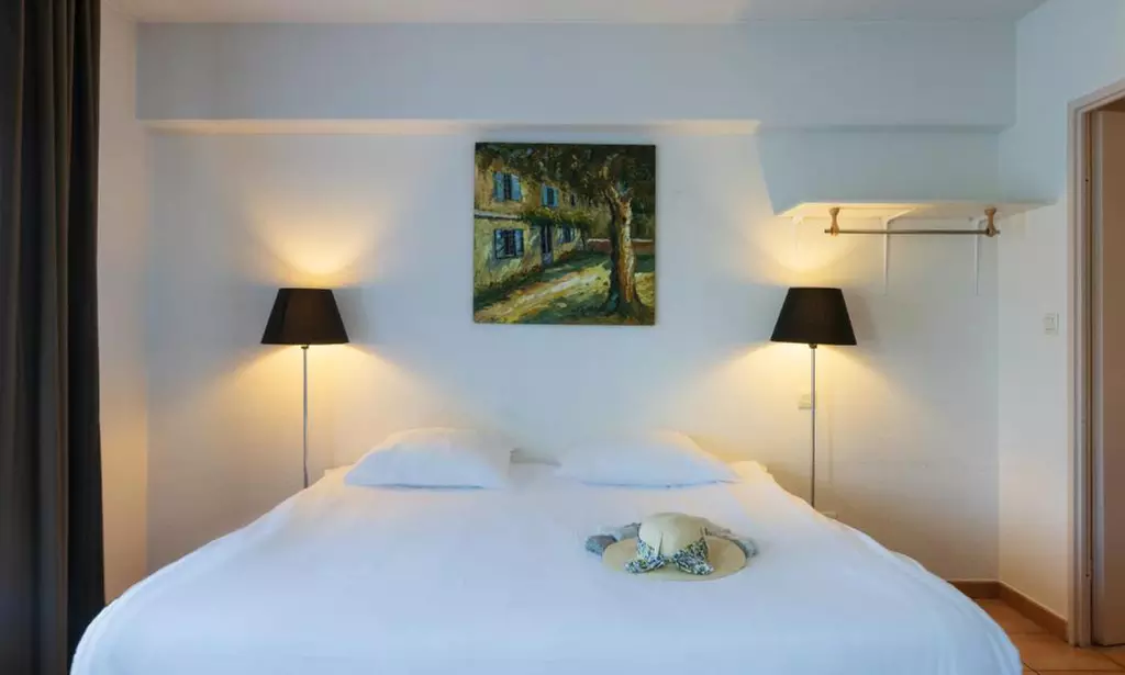 Carcassonne : studio ou appartement avec PDJ et balcon en option