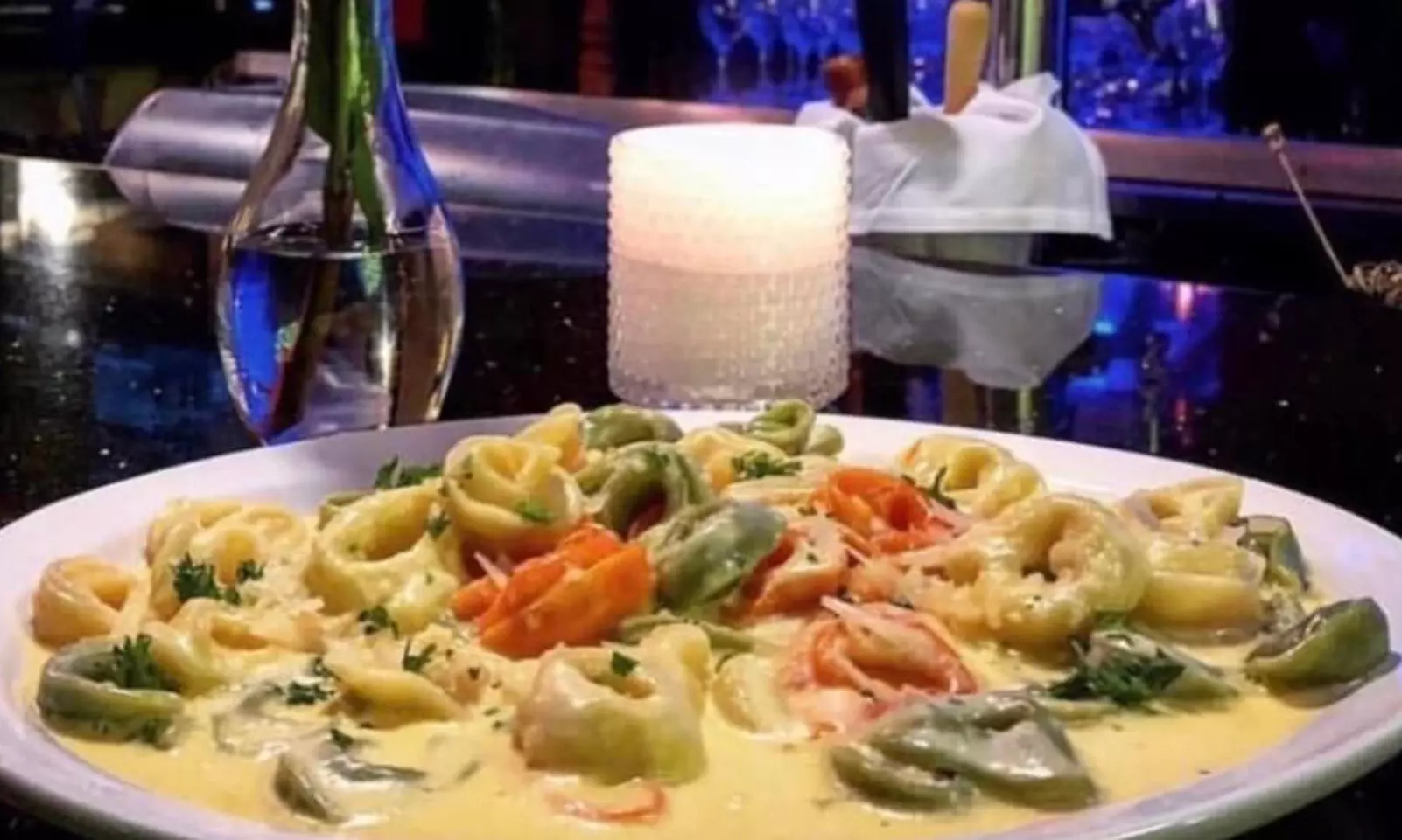 Dining Credit: $50 for 2 or $100 for 4; Valid Sun-Thurs for Dine-In