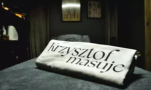 Masaż relaksujący, sportowy, modelujący sylwetkę, liposukcja kawitacyjna i więcej w gabinecie Krzysztof Masuje (do -36%)