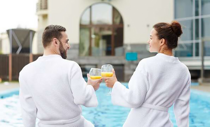 Image 3: Escapada desconexión: caja regalo para 2 con hotel a elegir y desayuno