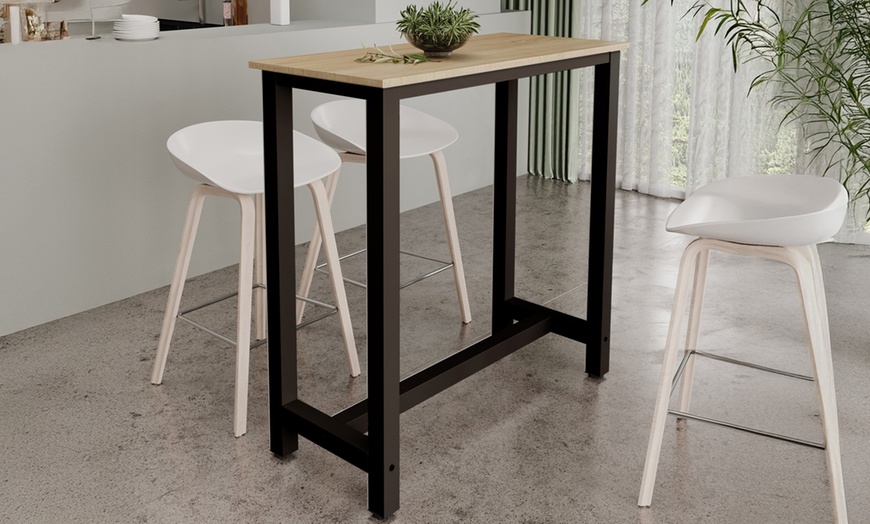 Image 2: Tavolo alto stile bar
