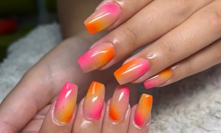 2 sesiones de manicura con esmaltado convencional o semipermanente - Nini Nails salón de belleza