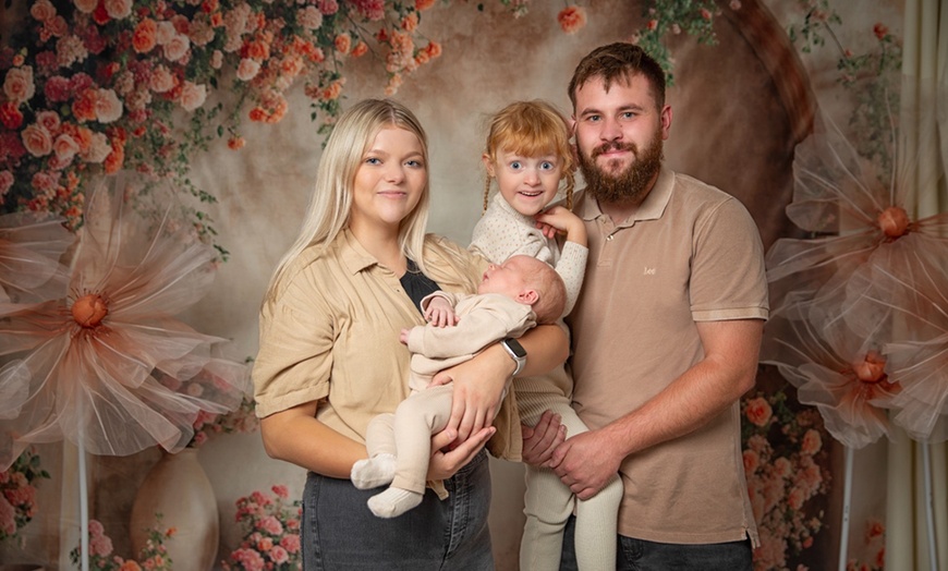 Image 3: Up to 90% Off on Facial - Photo at Capture SP Studio