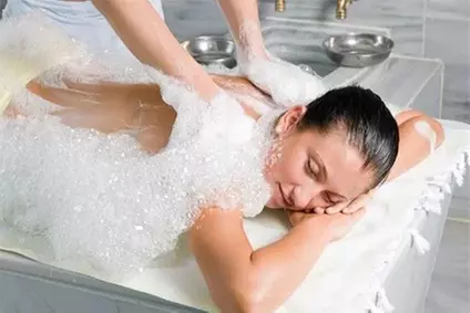 Hamam Premium Paket inkl. türkischer Tee für 1 oder 2 Personen