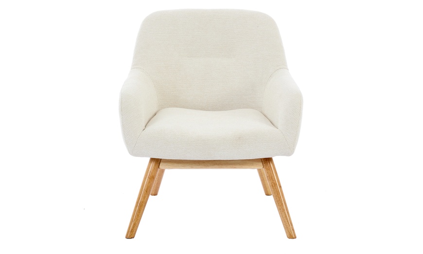 Image 18: Poltrona scandinava con gambe in legno massello Doosense