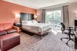 Stay at Inn of Naples, Tapestry Collection by Hilton. Experience Comfort, Relaxation, and Stunning Views. Book now! - Second Medium