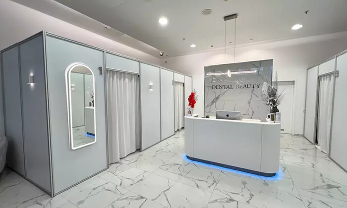 Strahlend weiße Zähne: 30 od. 60 Min. Zahn-Bleaching-Paket für 1 Pers.