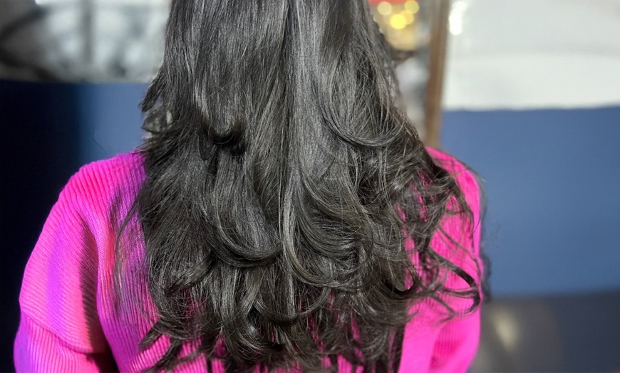 Image 5: Up to 37% Off on Salon - Women's Haircut at Slayedbytayv
