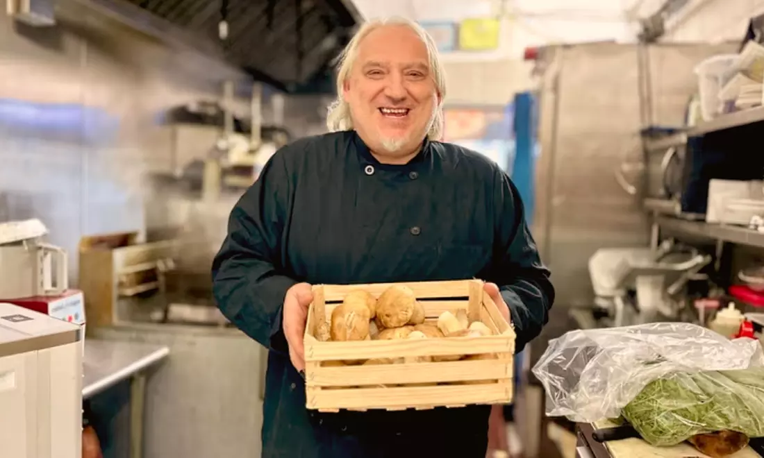 Get $50–$200 Credit, Appetizer/Salad, Specialty Pizza, Pasta & Drinks