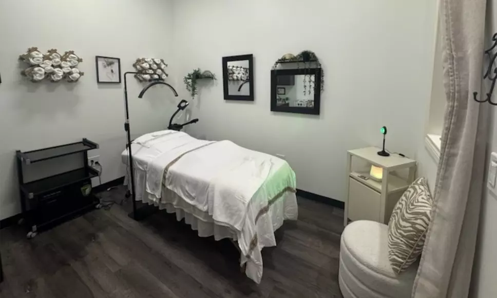 1, 3, or 5 Sessions of 30 Minutes Brazilian Waxing for Smooth Skin 