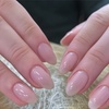 Image 2: Beauté des ongles : gainage et vernis semi-permanent
