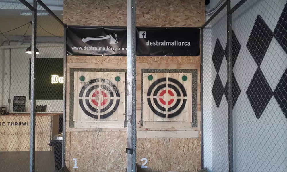 Lanzamiento de hachas para hasta 4 personas durante 1 hora