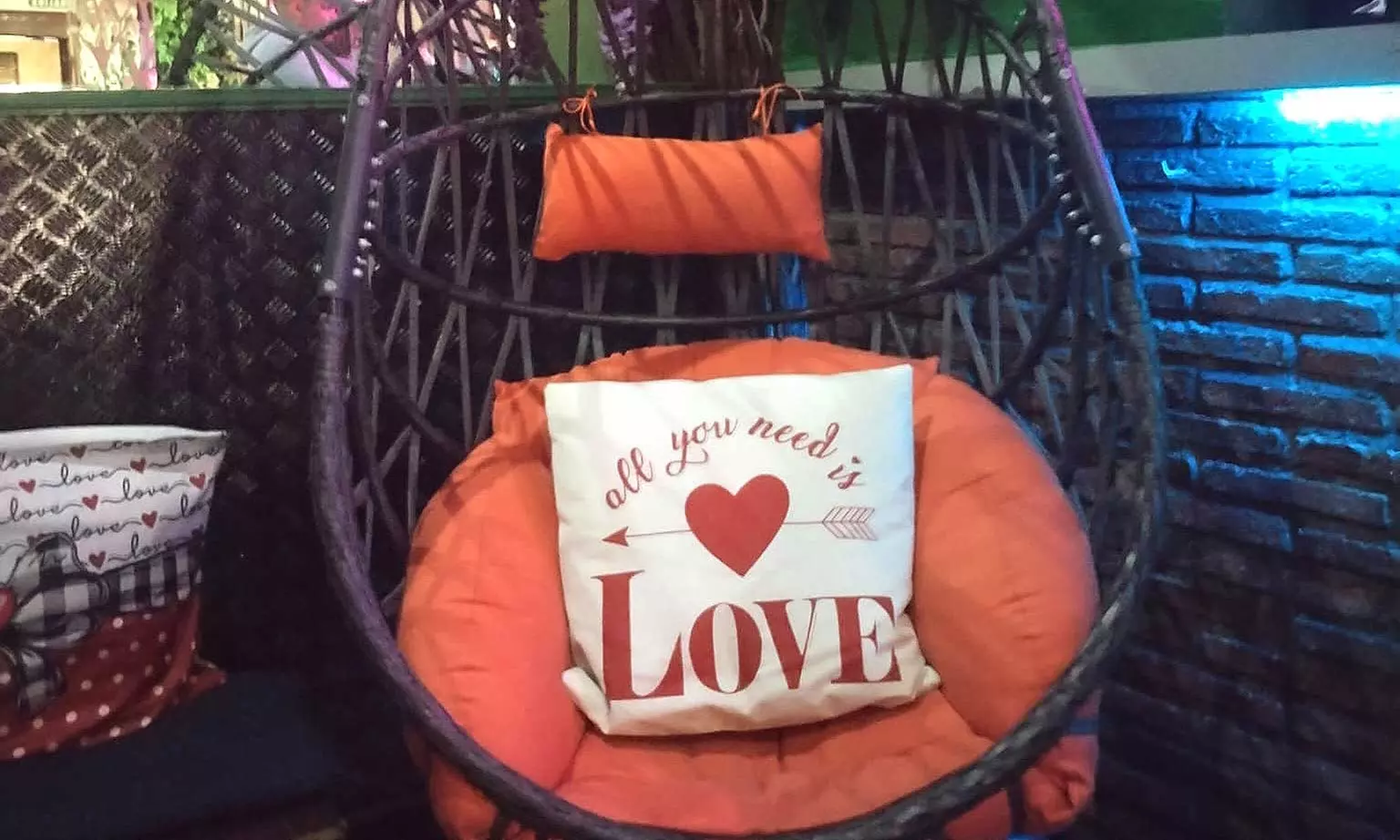 Cócteles y shisha para 2 o 4 personas en Edén de Huertas