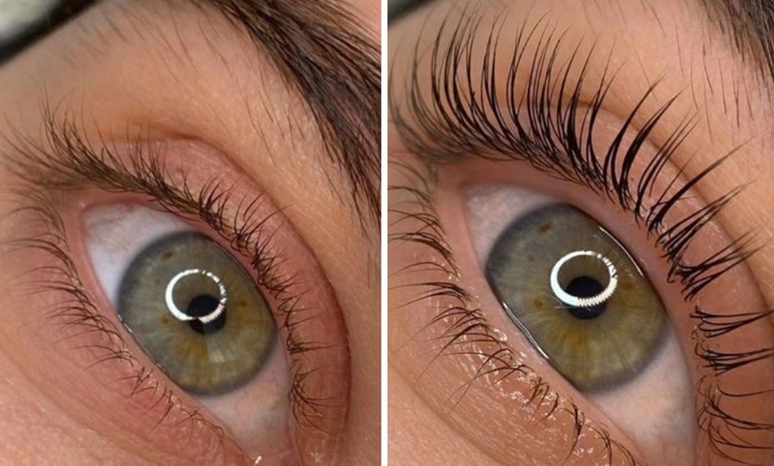 Image 4: Lifting y tinte de pestañas/cejas con opción a laminado y extensiones