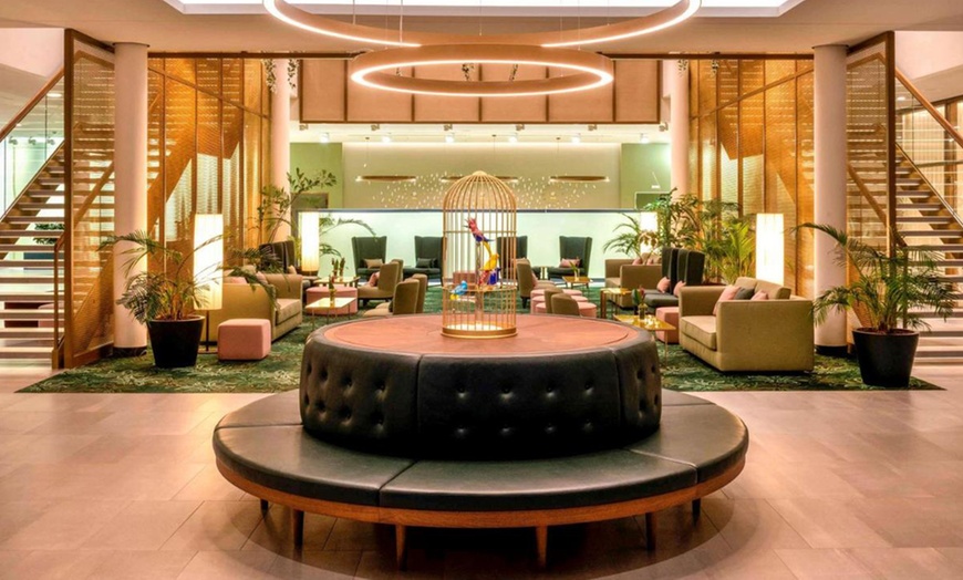 Image 9: Stuttgart: 1 Nacht + Frühstück u. Mercedes-Benz & Porsche Museum