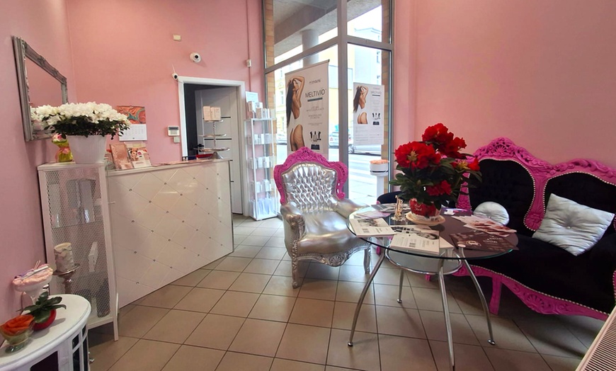 Image 3: Do 60% zniżki na Zabieg na twarz w Mind & Beauty Academy