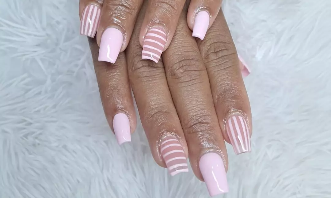 Supreme Gel X or Deluxe Acrylic Full Set