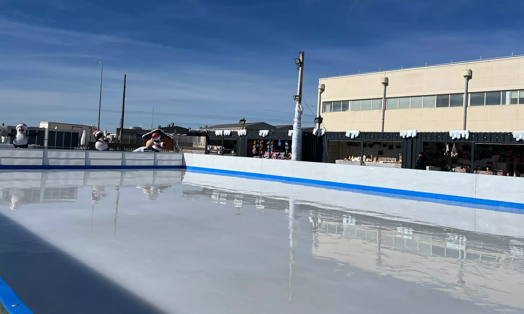 Plaza de la Navidad del Parque WOW: 1 hora de patinaje sobre hielo