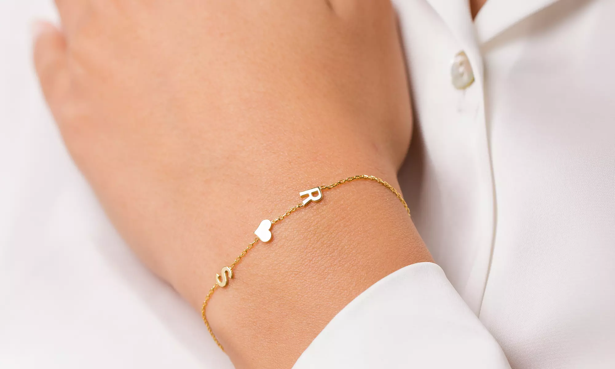 Express Yourself with Personalized Necklaces