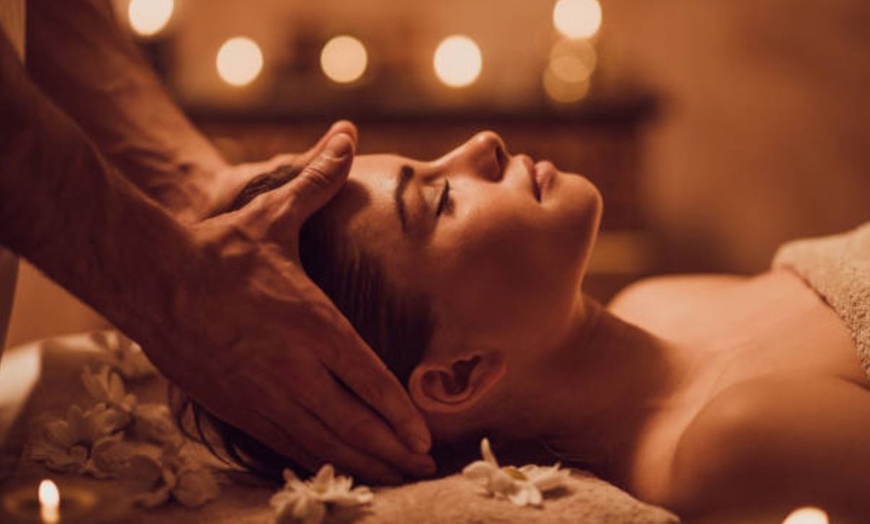 Image 8: Masaje con técnica a elegir de 45 o 60 minutos para 1 persona