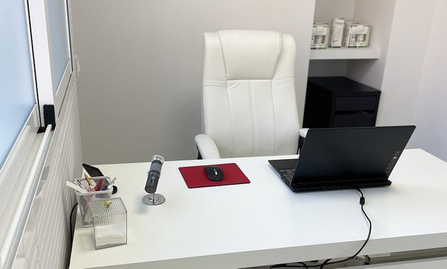 Image 9: Sesión de plasma pen para lunares, cicatrices o verrugas para 1