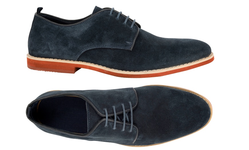 Image 4: Chaussures en daim pour homme