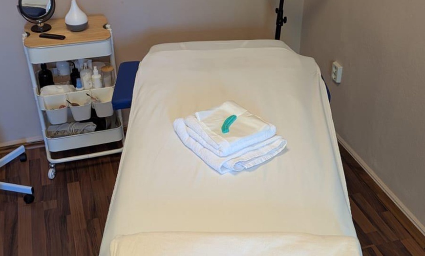 Image 5: 1 oder 2x Haar-Microneedling für 1 Person - für Damen und Herren