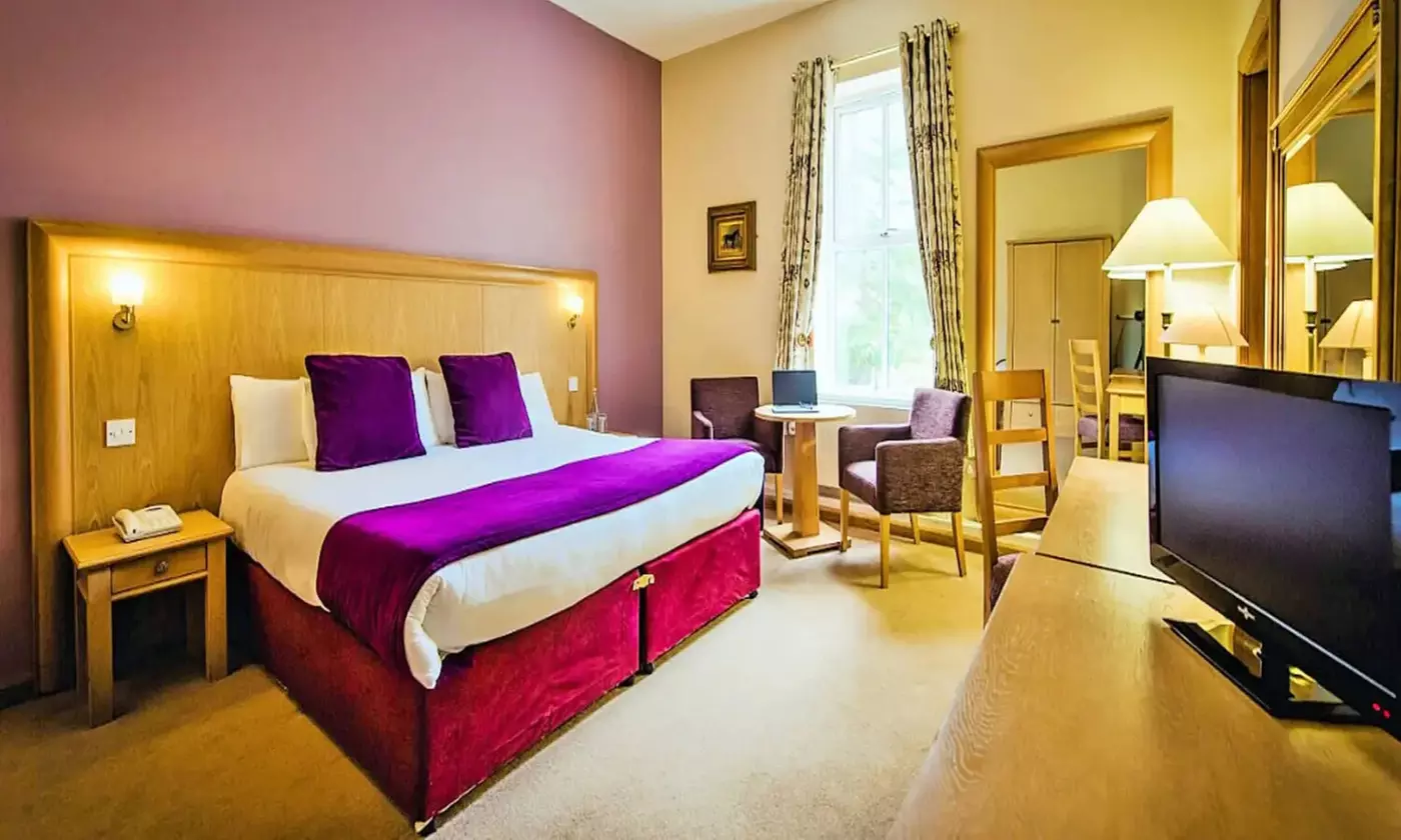 ✈ 8-Day Ireland Vacation with Air from Great Value Vacations