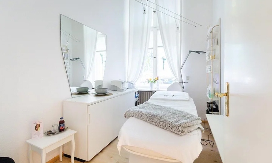 Image 3: Permanent Make-up für Augen oder Augenbrauen für 1 Person