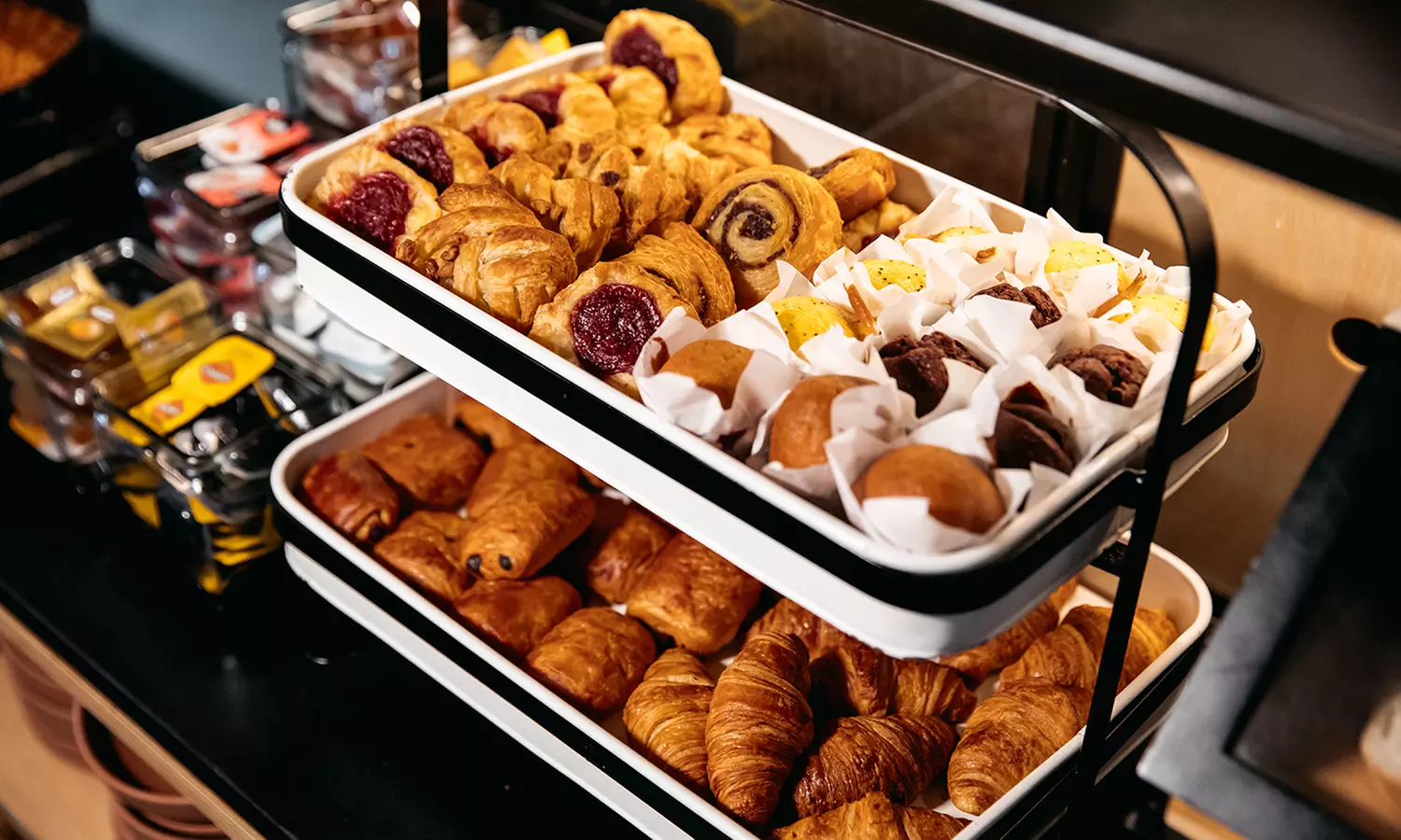 Deluxe All-You-Can-Eat Breakfast Buffet&drinks at Moxy Sydney Airport