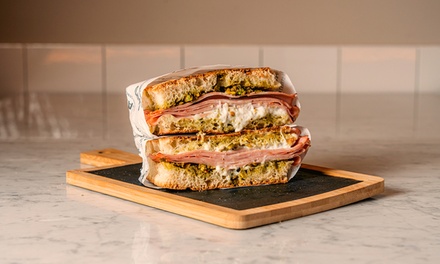 Para 1 persona: menú italiano con 1 focaccia y 1 bebida - Capo Italian Street Food