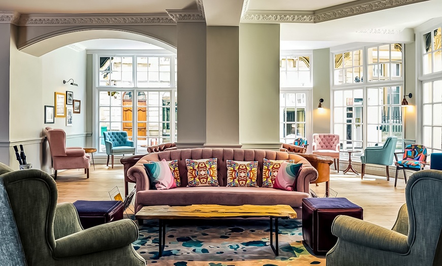 Image 2: Bristol: Standard Double Room with Breakfast and Optional Dinner