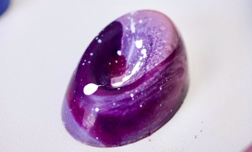 Image 6: Deluxe Pralinen-Adventskalender von Fanny's Manufaktur inkl. Versand