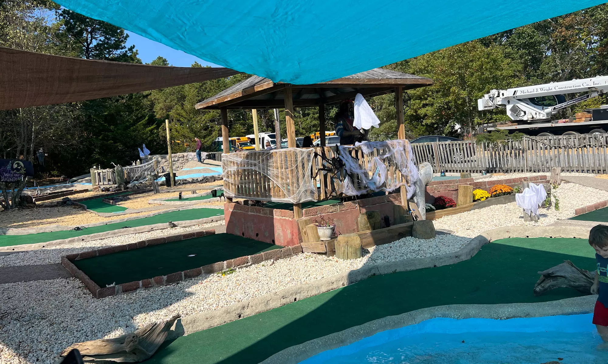 18-Hole Round of Miniature Golf and Snack for 3, 4, or 6 Golfers