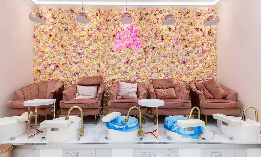 Image 5: 6 Laser Hair Removal Sessions: Small, Medium, Large,/ Extra Large Area