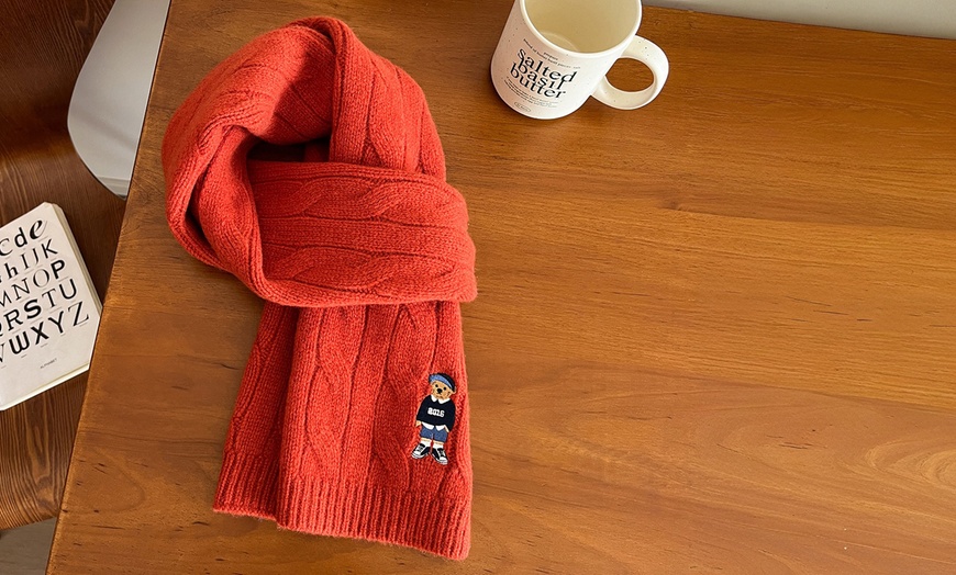 Image 11: Vintage Bear Design Wool Blend Scarf