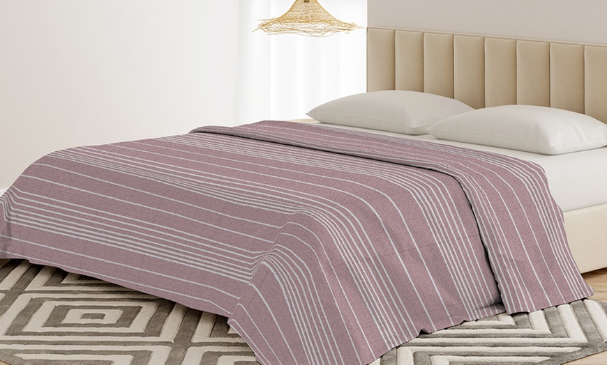 Image 34: Bankhoes en sprei van gerecycled katoen