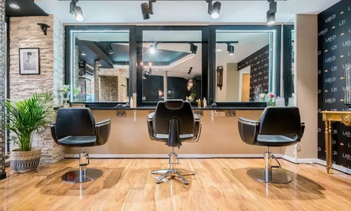 Révélez l’éclat de votre chevelure avec des soins experts signés LAR21