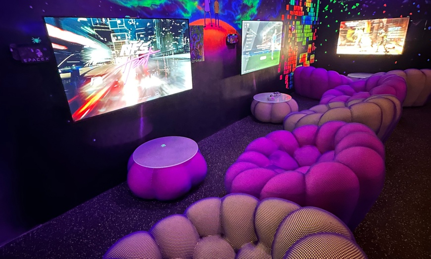 Image 4: High Specs PC Rooms for 1 or 2 w/w/o Food & Drink Credit Up To 10 Hrs 