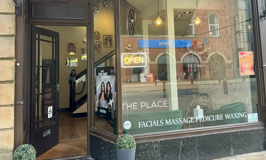 Image 8: 30 minute Back Neck and Shoulder WEEKDAY massage