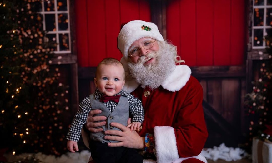 Image 15: Christmas Getaway w/ Walk or Drive Through Option in St. Croix Falls