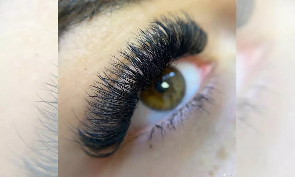 Classic to Mega Volume Eyelash Extensions