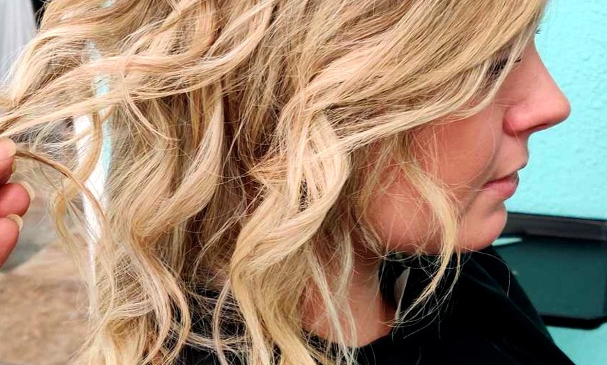 Image 2: Get Gorgeous Hair Without the Guilt!! at Enygma Studio