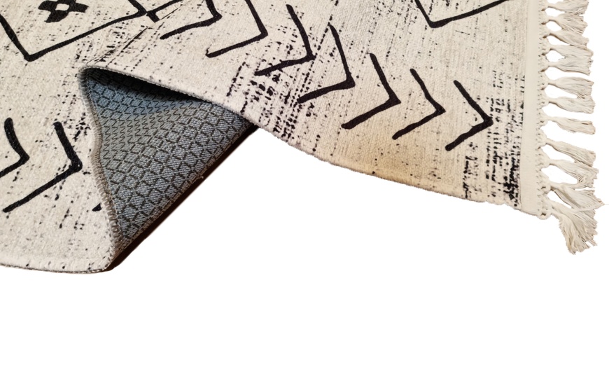 Image 15: Rechteckiger Teppich mit geometrischem Muster und Fransen