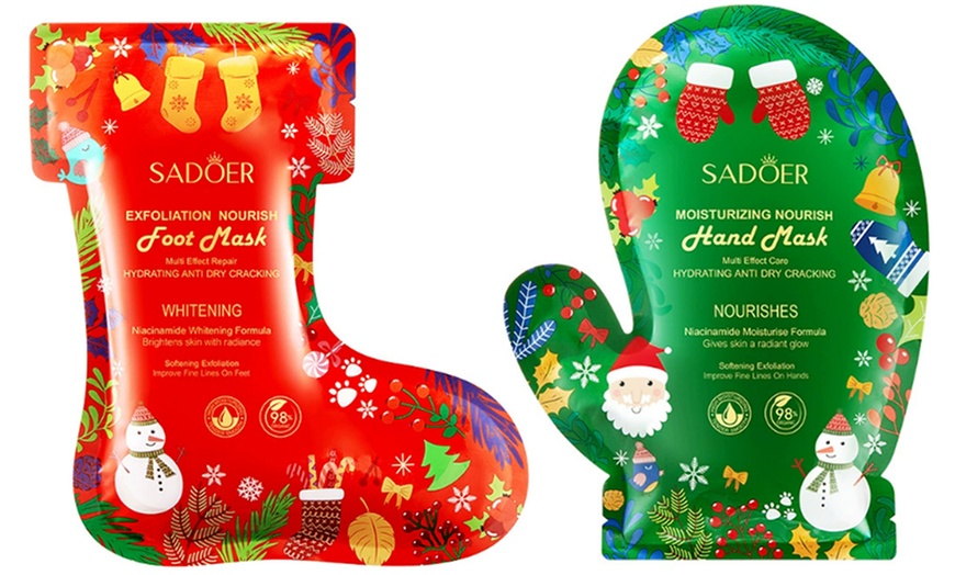 Image 1: 10 Packs of Christmas Niacinamide Foot and Hand Mask